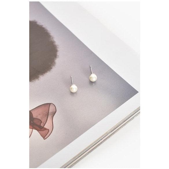 Small Glass Pearl Stud Earring - Willow and Vine